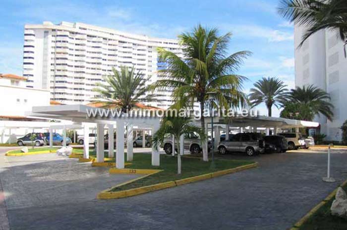 bienes raices playa moreno